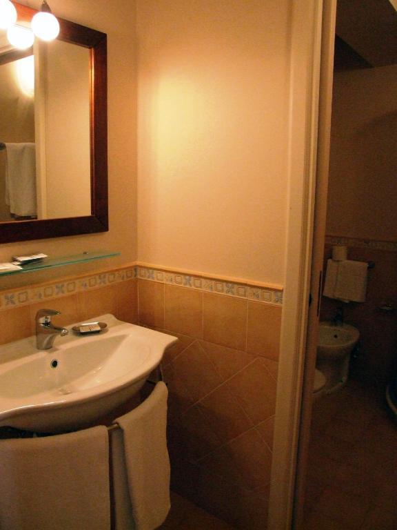 Residence Hotel La Giara Lipari  Bilik gambar